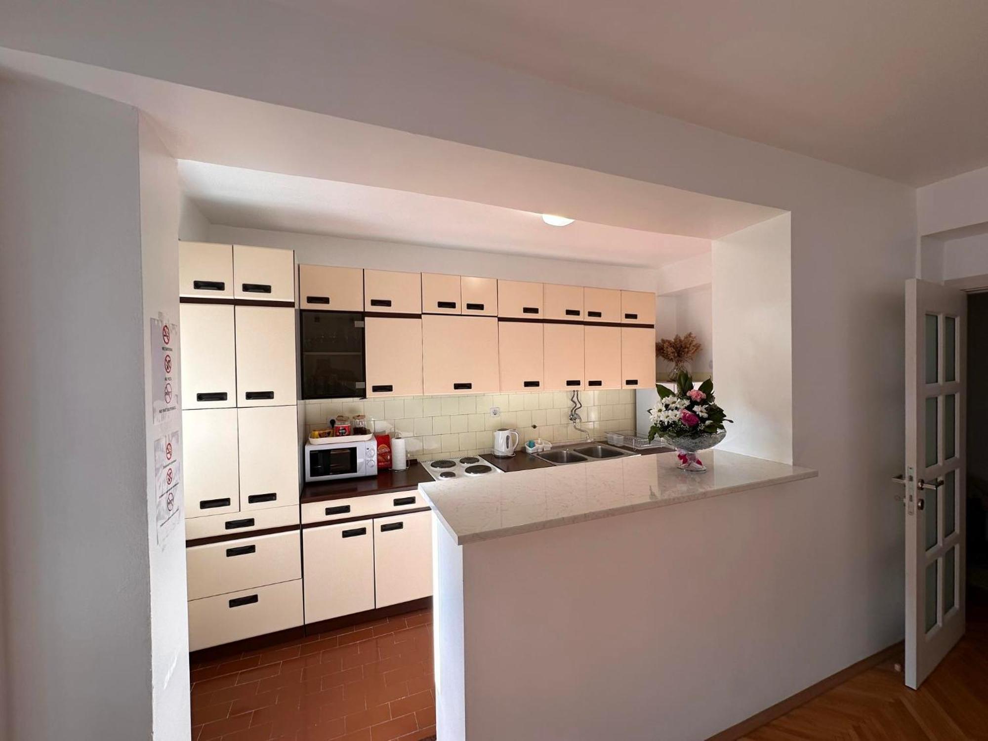 Viktor Apartment Kumanovo Exterior photo