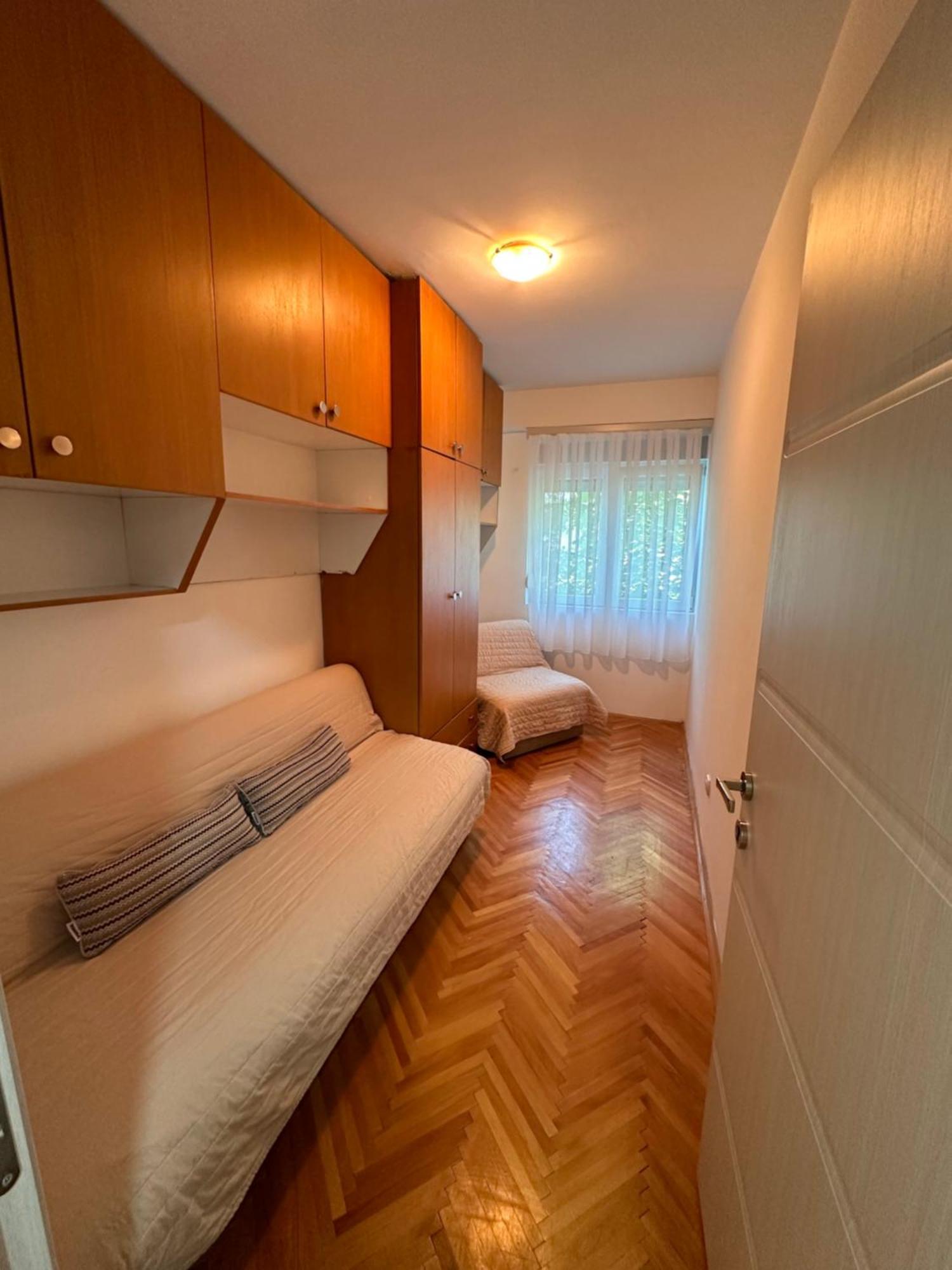 Viktor Apartment Kumanovo Exterior photo